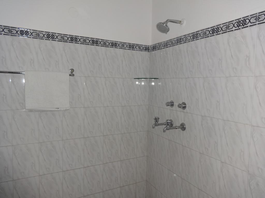 Hotel Grace Új-Delhi Kültér fotó